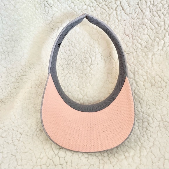NWOT Adidas Aeroready Match Visor - Picture 6 of 6